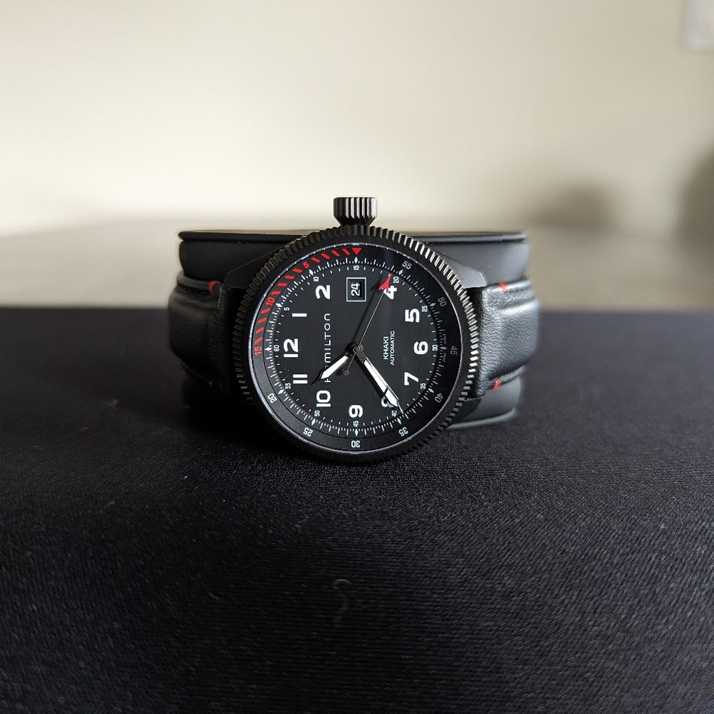 Hamilton Khaki Takeoff Air Zermatt 42mm automatic watch model number H76695733